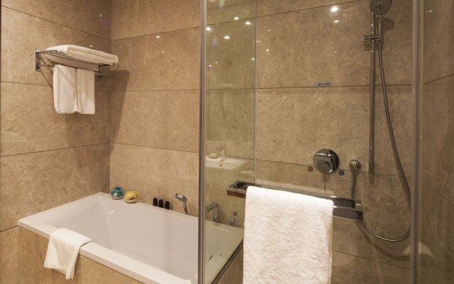 Qingdao Majesty Mansion Hotel