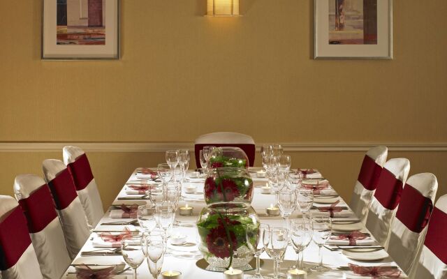 Delta Hotels by Marriott Waltham Abbey