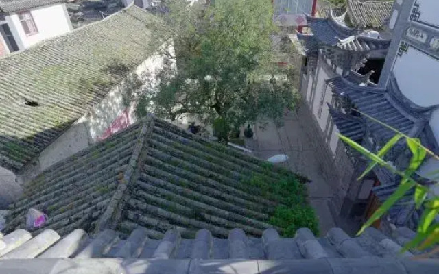 Dali 1914 Inn