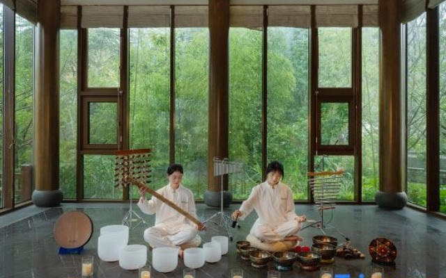 Julong Guniujiang Resort