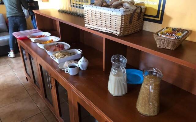 Alpamayo Guest House II B&B