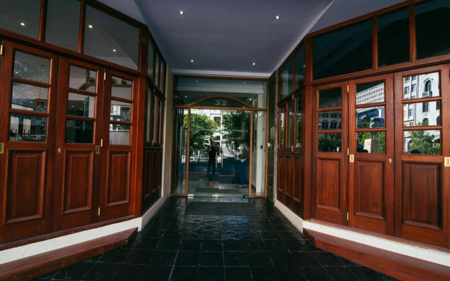 Cape Town City Luxury Apartment.
