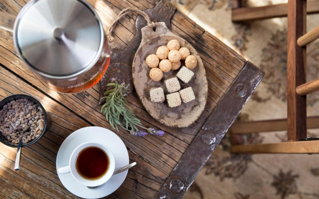 African Rock Hotel & Spa, a "Boutique Lifestyle Resort"