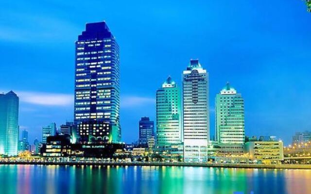 TOP TOURXiangtu·Wanyu (Tianzi Wharf, Beijing Road, Guangzhou)