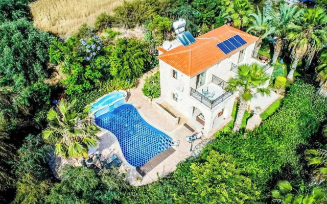 Villa Anna Argaka