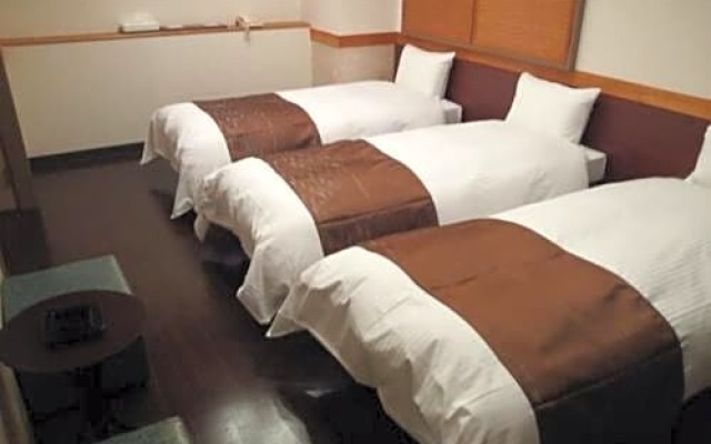 City Hotel Patio - Vacation STAY 11119v