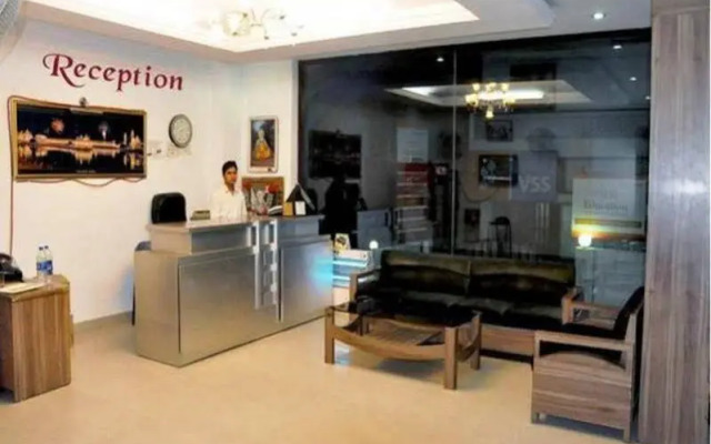 Hotel Sukhman International