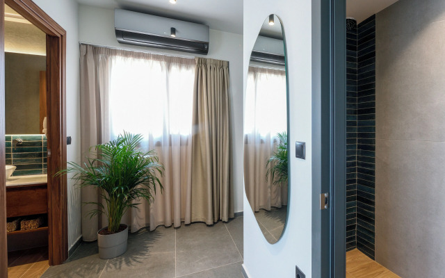 Amyntas Seafront Hotel