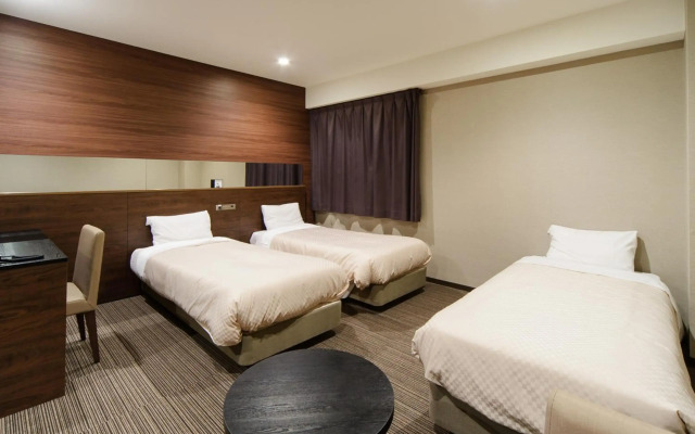 Osaka Fujiya Hotel