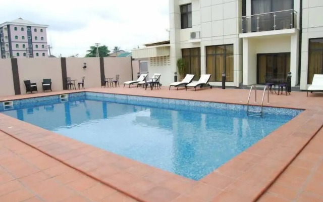 Pearl Court Residence & Hotels