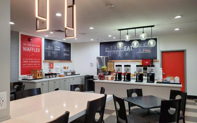 Hampton Inn Olathe