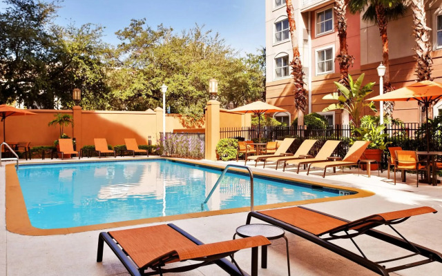 Courtyard by Marriott Tampa Downtown