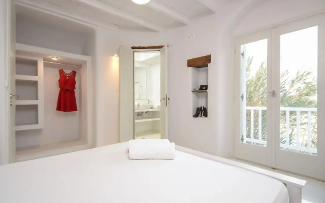 Naxian Queen Luxury Villas & Suites