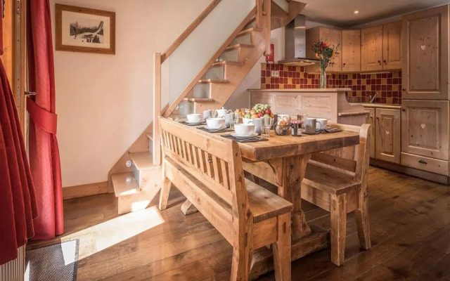 Quietly Located Chalets With Hammam