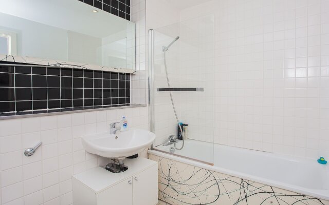 Modern 2 Bedroom Flat In West Ham