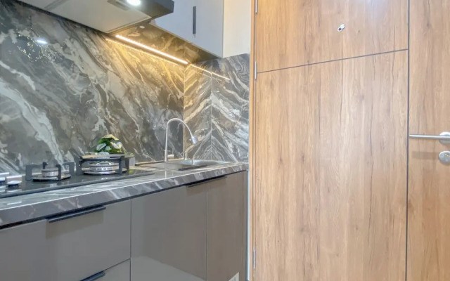 Best Studio Apartment At Gateway Park Lrt City Jatibening