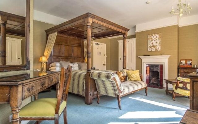 Mackenzie Hotels - The Dales Country House Hotel