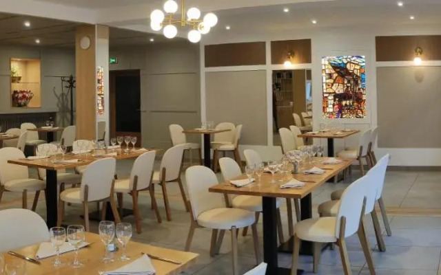 Hôtel des Voyageurs