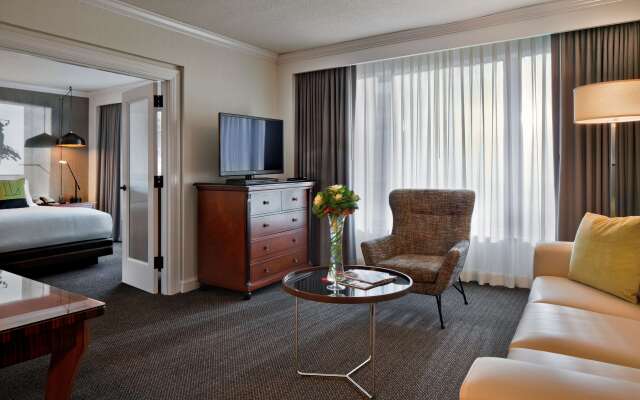 The Logan Philadelphia, Curio Collection by Hilton