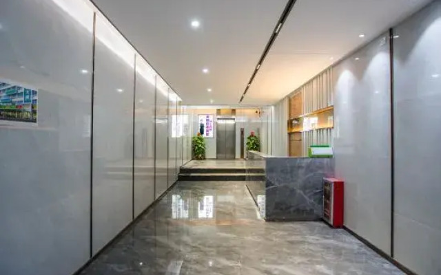 Yunji Hotel (Guangzhou Olympic Sports Center Dongpu Metro Station Branch)