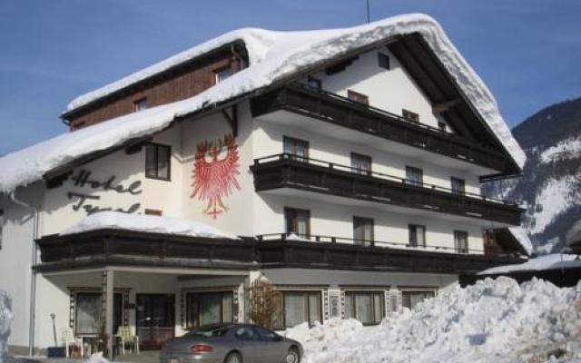 Hotel Tyrol