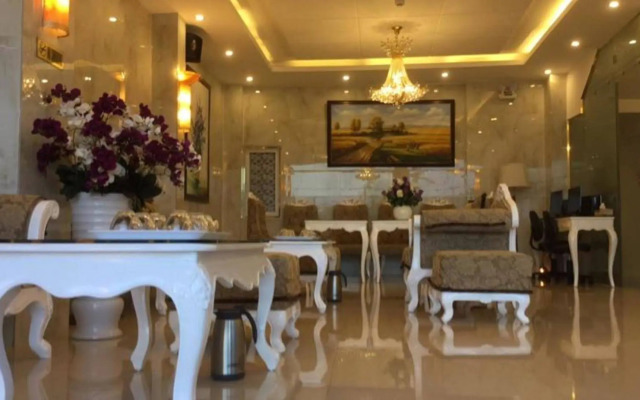 Tulip Hotel 2