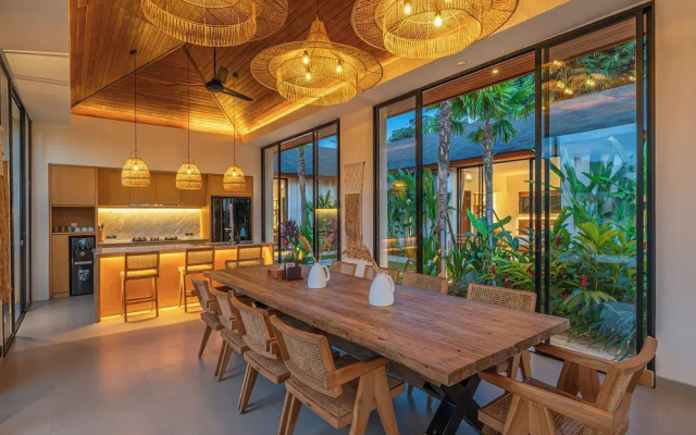 Rosita Ubud - Stunning 5BR Villa