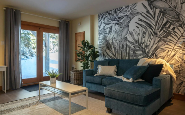 4-Bedroom Chalet Fraternite in Lac-Superieur Tremblant