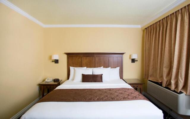 The Royal Victorian Motel