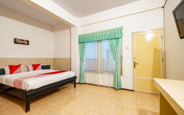 OYO 2855 Sartika Hotel Pati