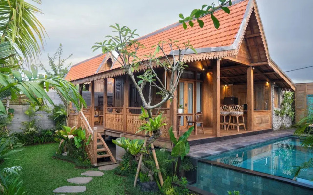 Seseh Beach Retreat Villas