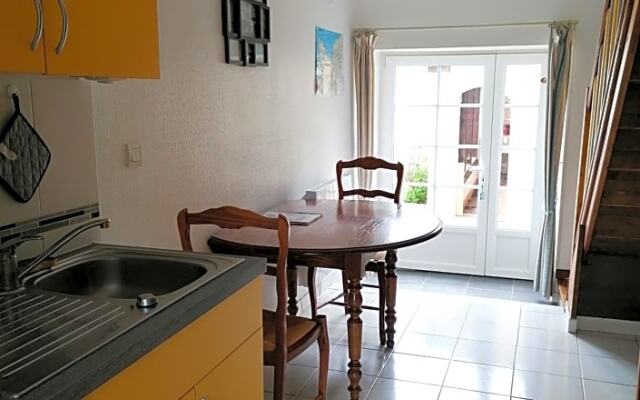 Chambres D'Hotes Les Hirondelles Bleues