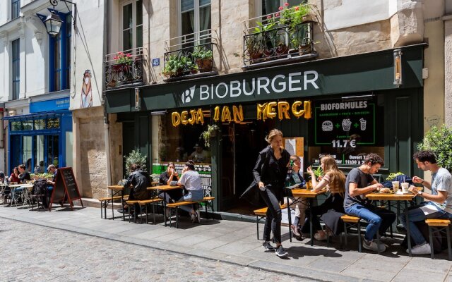 Luxury 3 Bedroom 2 Bathroom - AC - Louvre & Marais