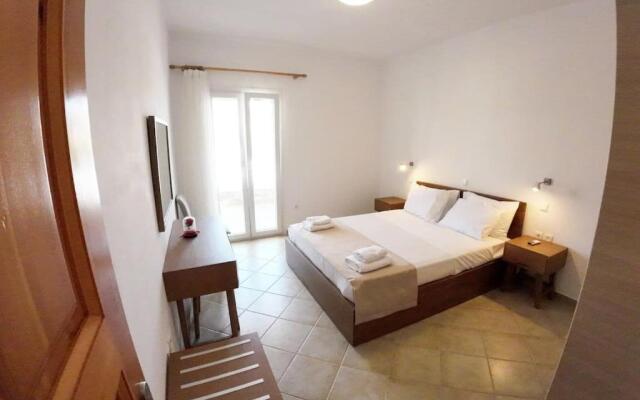 1Path Beach House Super Paradise Mykonos