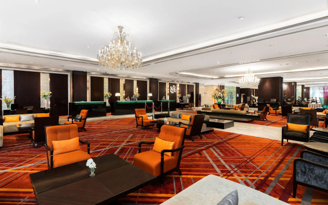 Holiday Inn Bangkok Silom by IHG