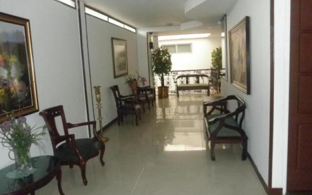 Hotel Ribera Del Rio Av 6N