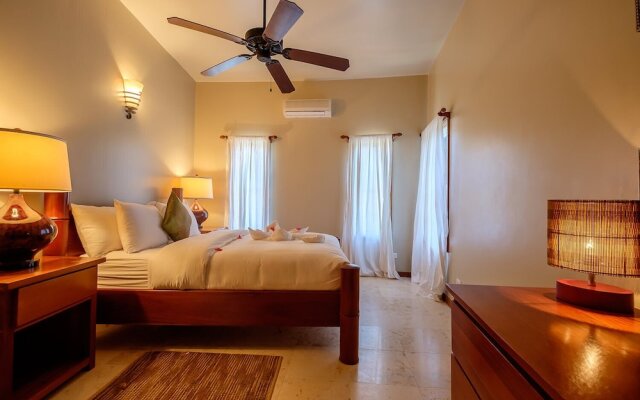 Indigo Belize 4B 3 Bedroom Condo by RedAwning