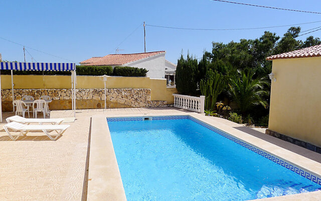 Holiday Home Villa Servinola