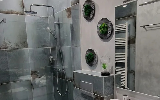 M City Aparthotel