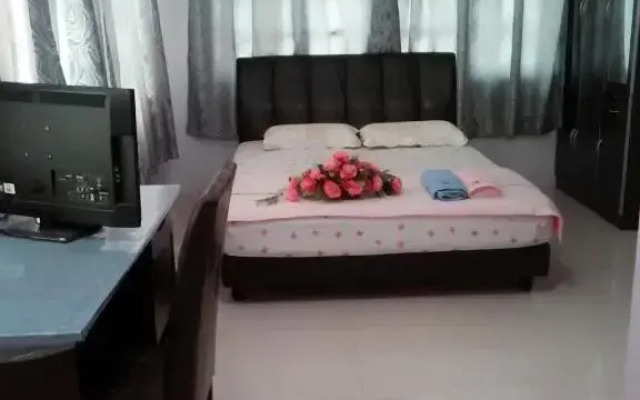 Penginapan MyCJ - Roomstay