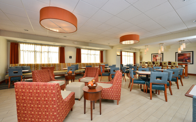 Hampton Inn Farmville, VA