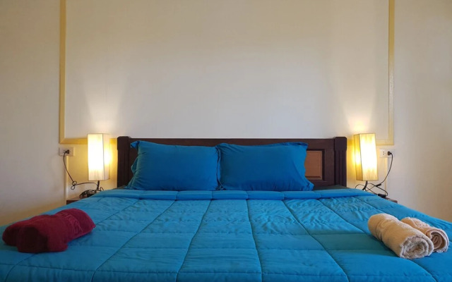 Benjapirom Private House