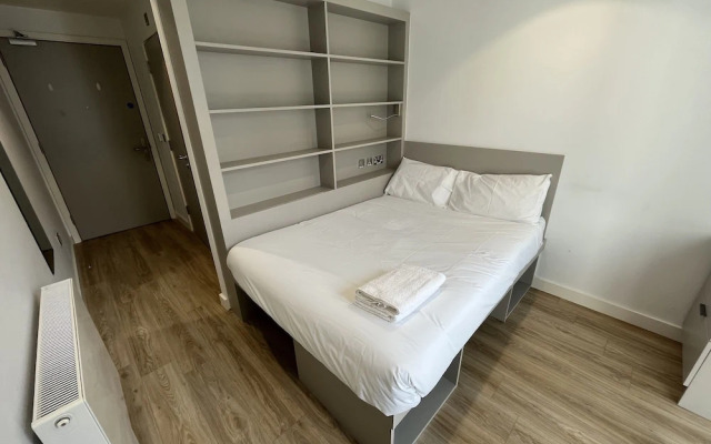 Eyre Square Galway Central Self Catering