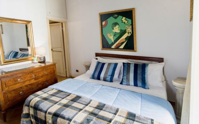 Trevi Fountain Apartment