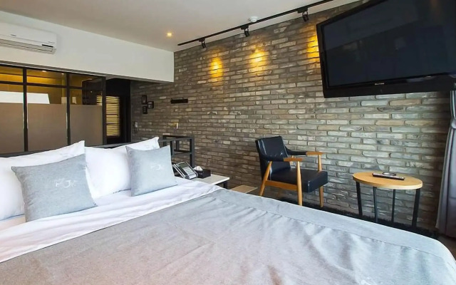 JK Hotel