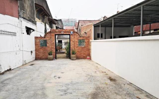 The Dutch House