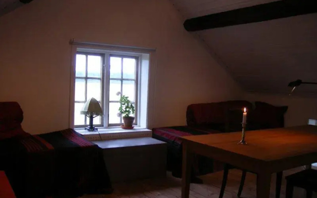 Hacksta Västergård B&B