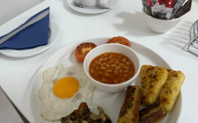 Trivelles Gatwick