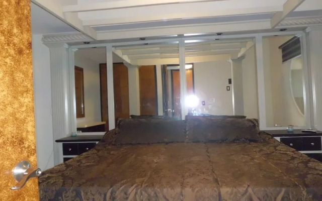 Condo Royal 605