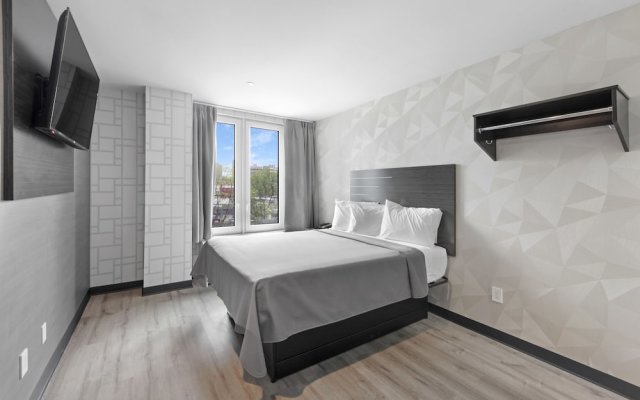 Hotel 365 Bronx